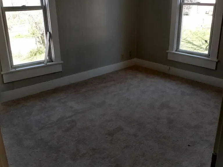 222 1/2 Jefferson St #1/2 — Photo 6