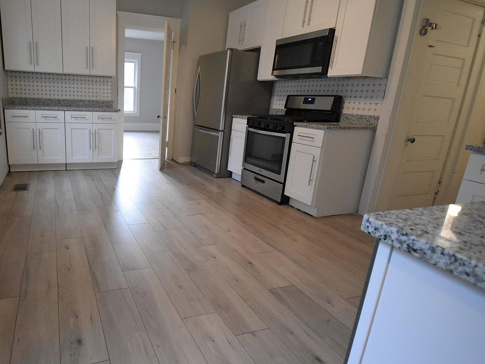 7187 Maple St, Mentor, OH 44060 Zillow