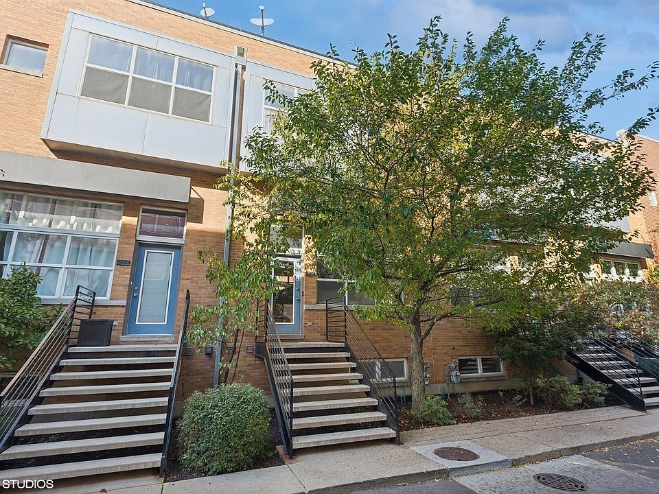 1st image of 1811 N Rockwell St Unit C
