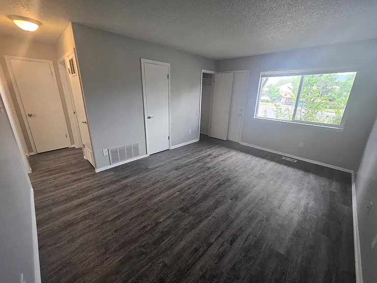 325 S Murray Blvd — Photo 7