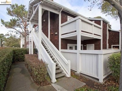245 Marina Lakes Dr, Richmond, CA, 94804