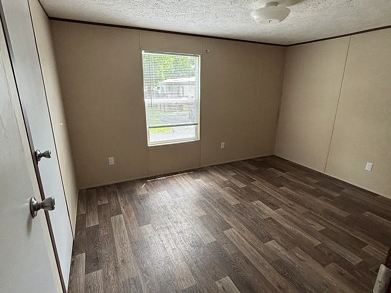 3951 S Mentor Ave #38 — Photo 22