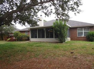 1947 Elodie Ln, Gulf Breeze, FL 32563