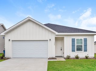 1008 Autumns Wood Cir E, Brunswick, GA 31525