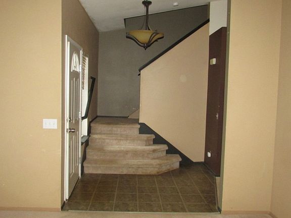5th image of 32522 McKay Ln
