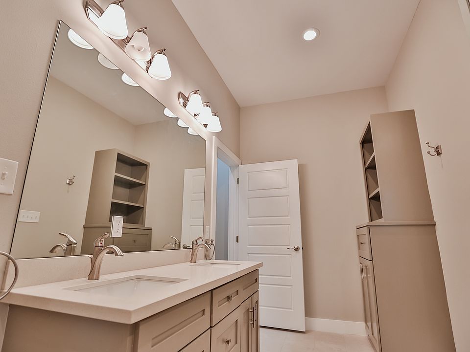 Master Bathroom Sink