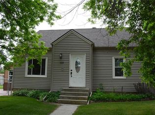 103 S 4th St, Bridger, MT 59014