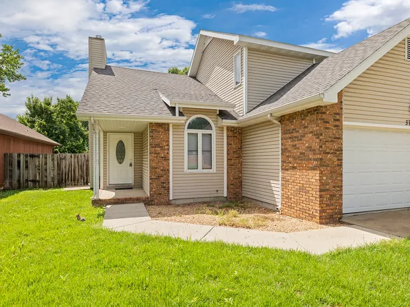 3753 N Pickwick Ave, Springfield, MO 65803