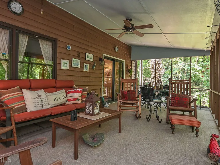 225 Snapfinger Dr — Photo 20
