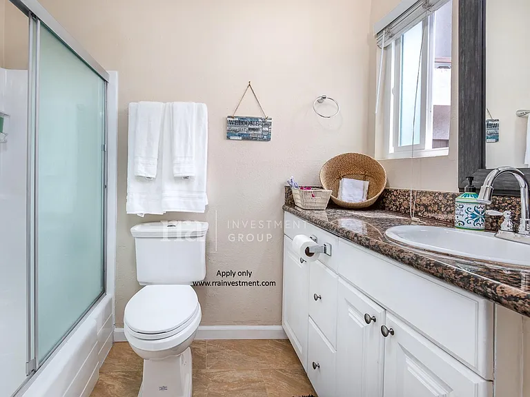 2411 Adams Ave #23 — Photo 11