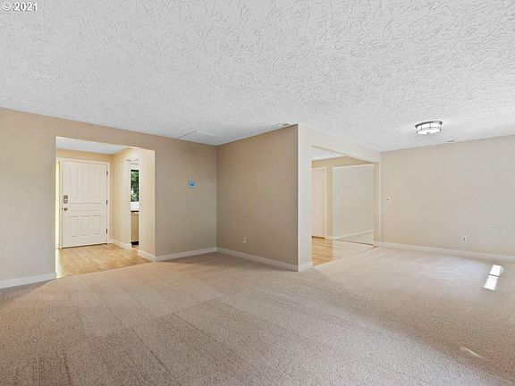 4th image of 2301 SE 138th Ave