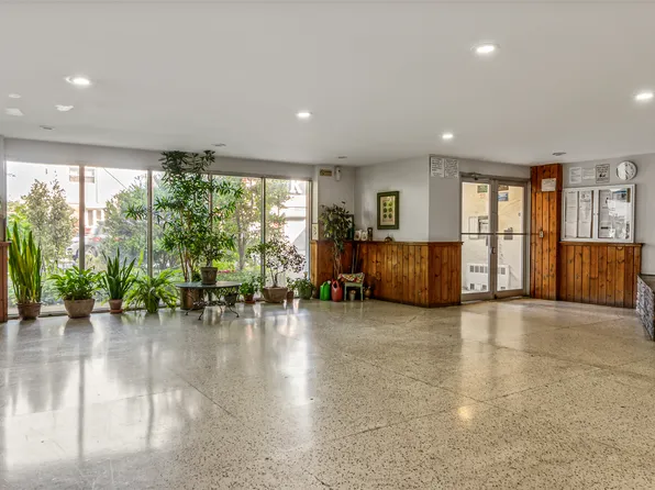 140-15 Holly Avenue image 2 of 14