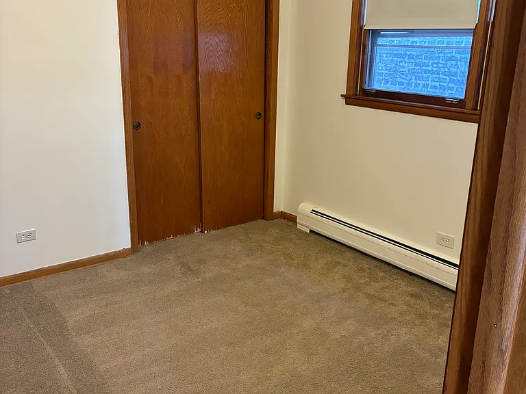 5851 N Washtenaw Ave #2 — Photo 5