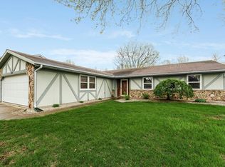 1502 Lofton Way, Fort Wayne, IN 46815