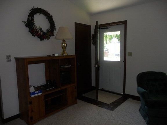 5th image of 11984 Mohawk Dr