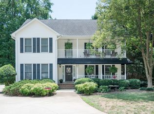122 Forrester Creek Dr, Greenville, SC 29607