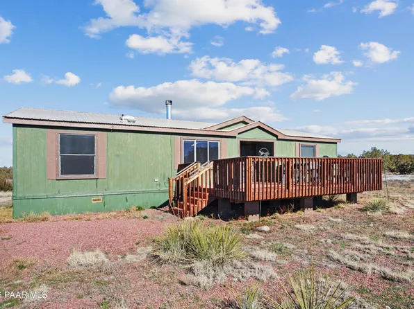38236 W Howling Coyote Rd, Seligman, AZ 86337