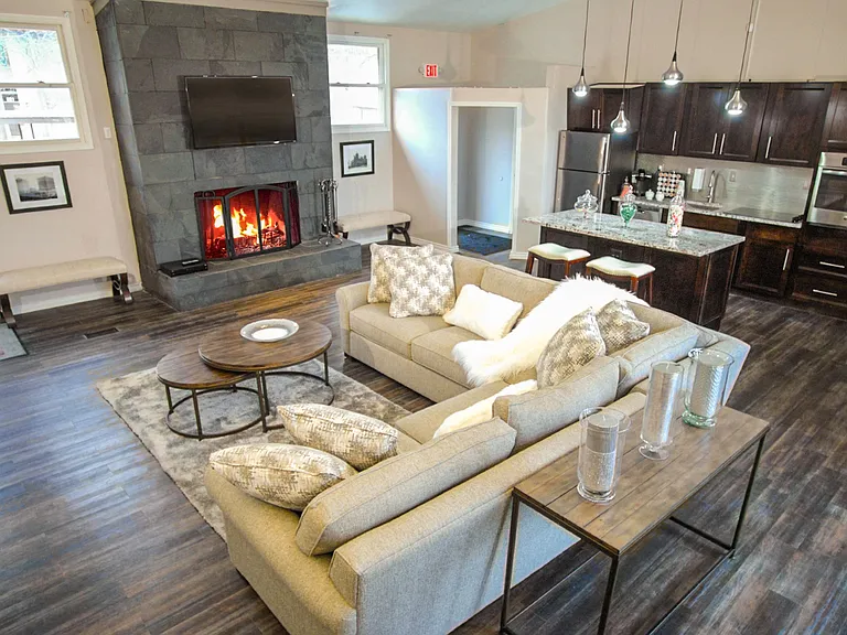 Six Trails Apartments - Saline, MI — Photo 29