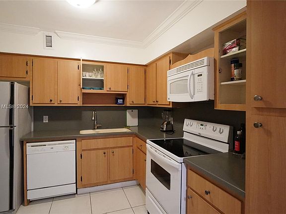 2nd image of 5700 Collins Ave APT 10N
