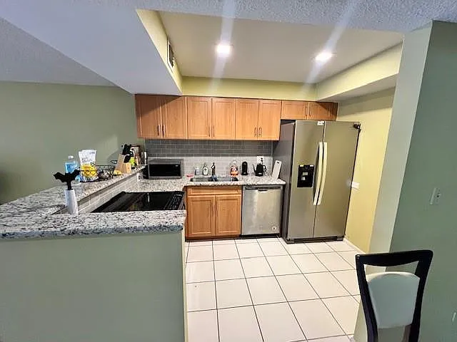 3740 Inverrary Dr #2U — Photo 8