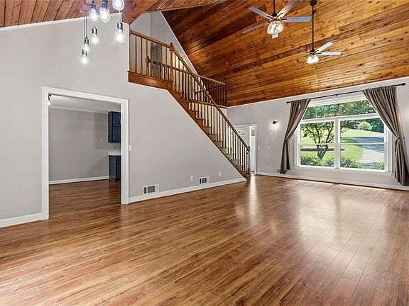 5th image of 180 Waldrop Way
