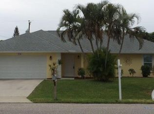 1034 SE 25th Ln, Cape Coral, FL 33904