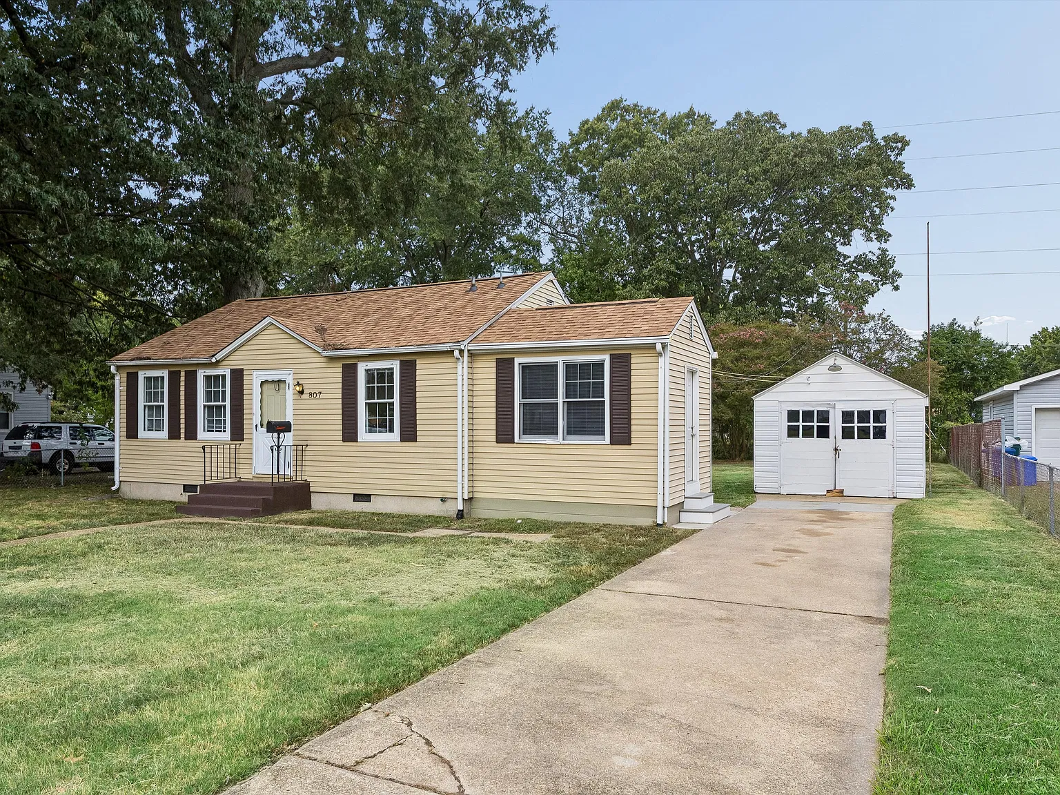 4 bed, 1030 sqft, $1,750 — Photo 2
