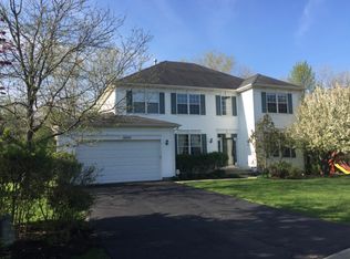 30530 Brookhaven Dr, Libertyville, IL 60048