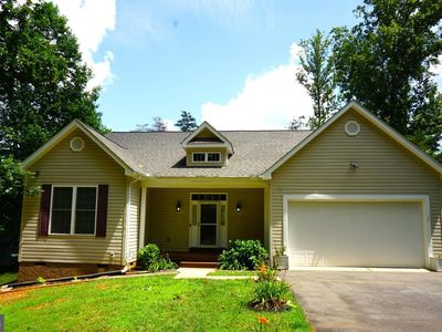 303 Stratford Cir, Locust Grove, VA, 22508