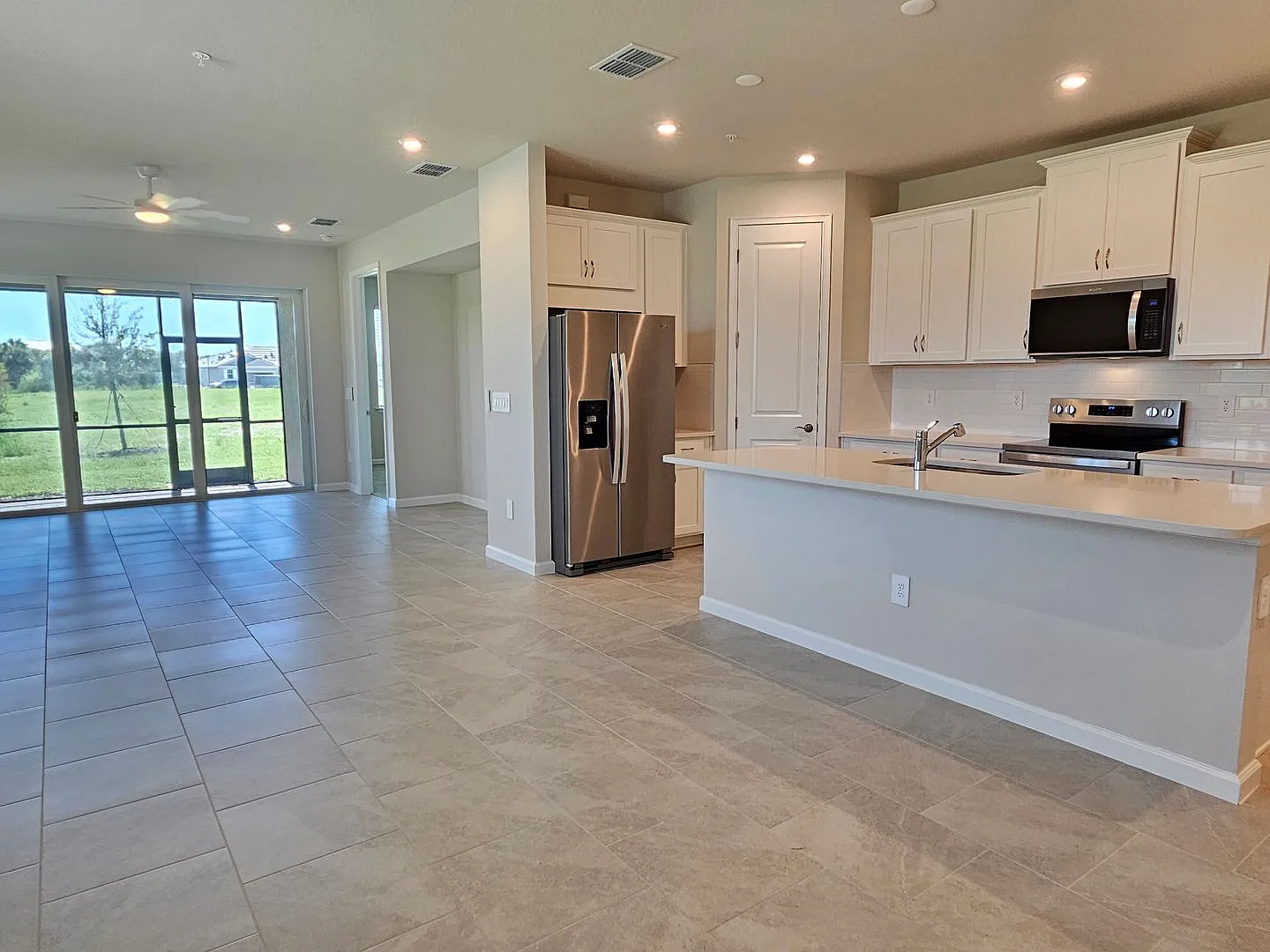 Annual Unfurnished New Construction 3 Bedroom 2 Bathroom Home in Sunstone at Wellen Park! — Photo 4