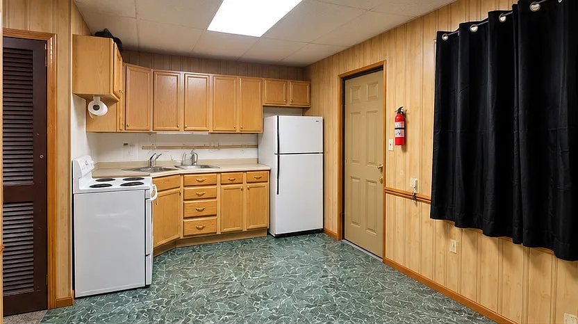 1 bed, 350 sqft, $750 — Photo 3
