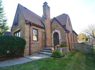 3709 N 56th St, Milwaukee, WI