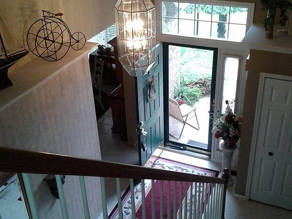 5th image of 52575 Westcreek Dr