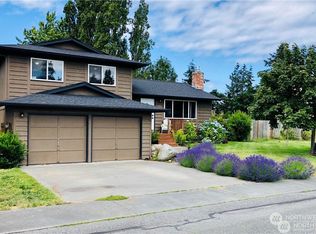 927 SW Kingma Ct, Oak Harbor, WA