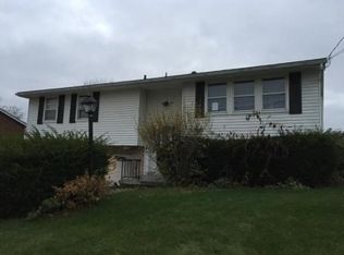 48 Seneca Dr, Greensburg, PA 15601