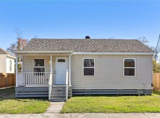 505 Center St, Arabi, LA 70032