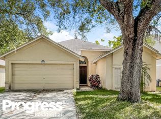9806 Long Meadow Dr, Tampa, FL 33615