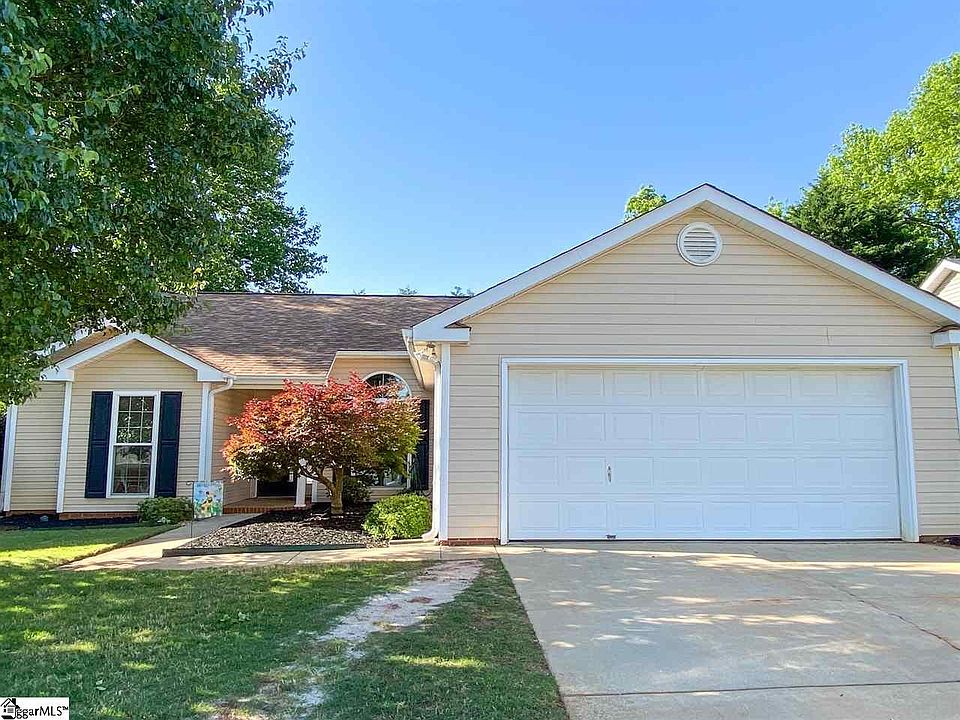 1st image of 108 Glen Willow Ct