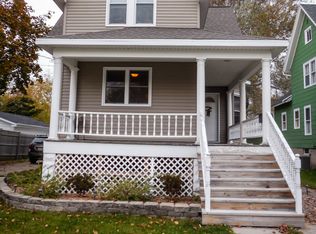 227 E Pearl St, Seymour, WI 54165