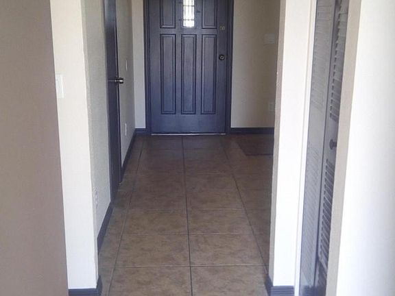 4th image of 2239 N 58th Dr