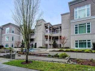 10055 Meydenbauer Way SE APT 4, Bellevue, WA 98004