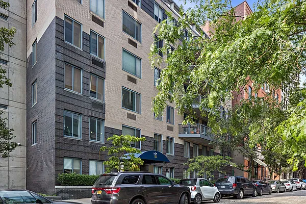 Rented by Keller Williams NYC | media 9