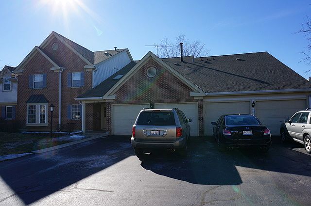 1st image of 2325 Knollwood Ct Unit V1