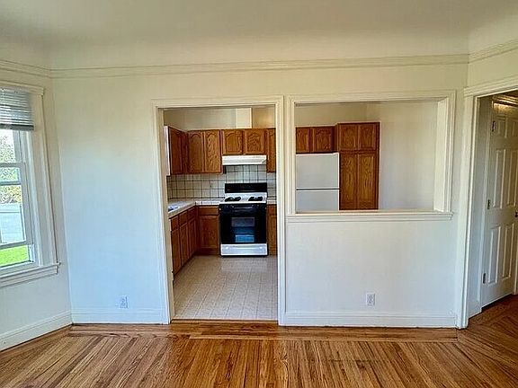 5th image of 1344 Chestnut St #1344A