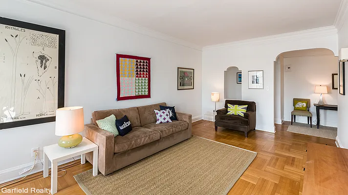 Sold by Garfield Realty  | media 12