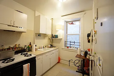 Rented by Rennit Inc.