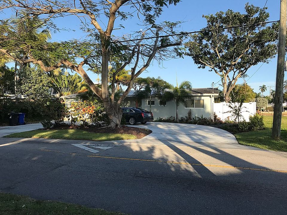 2nd image of 1242 Cordova Rd