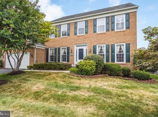 12997 Azalea Woods Way, Herndon, VA 20171