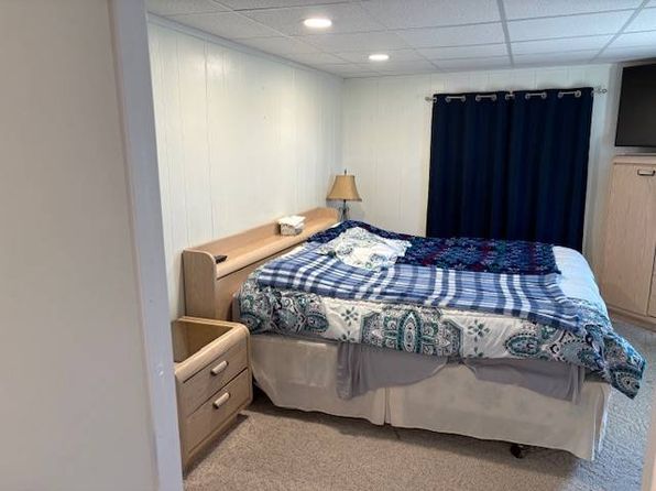 11 Apple Ave, Bradenton, FL 34207