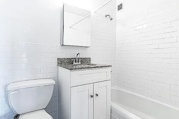 Rented by Keller Williams NYC | media 6